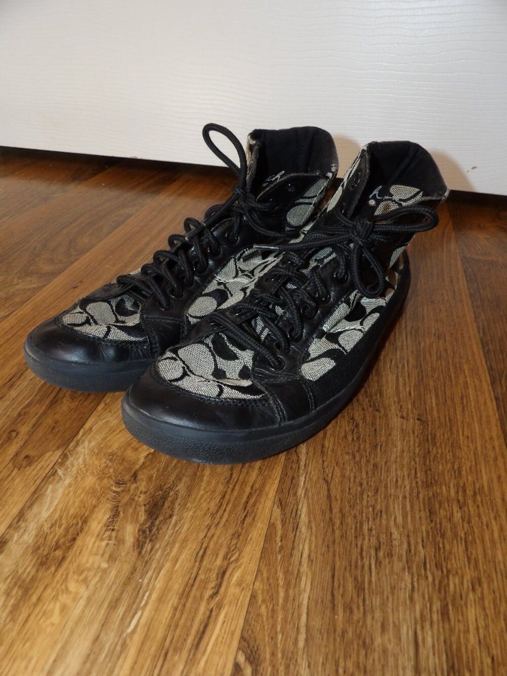 Coach Ellis High-Top Lace-Up Sneakers Size 8
